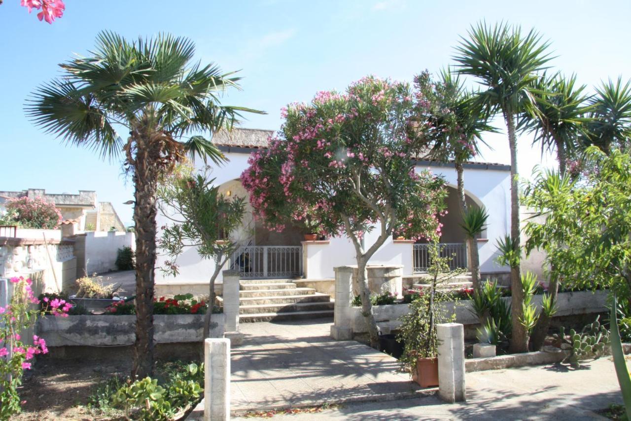 La Casa Di Dario Vila Monacizzo Exterior foto